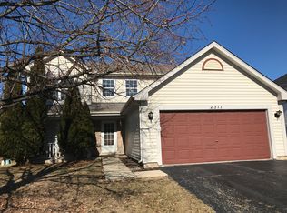 2311 Three Farms Ave, Naperville, IL 60540