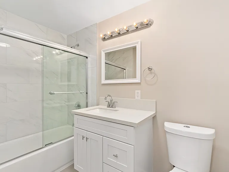 4020 Fond Du Lac Ave — Photo 13