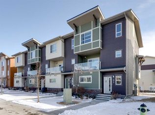 296 W Harvest Hills Way NE, Calgary, AB T3K 2P3