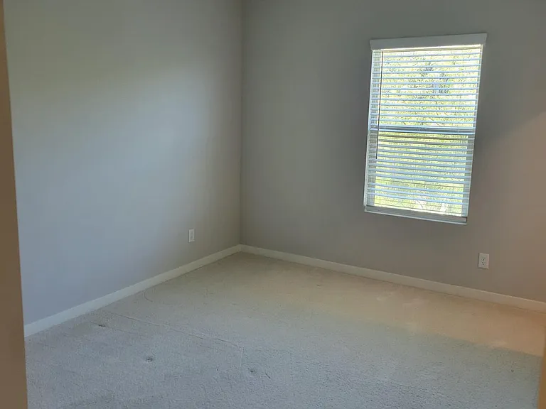 8234 N 22nd Dr — Photo 31