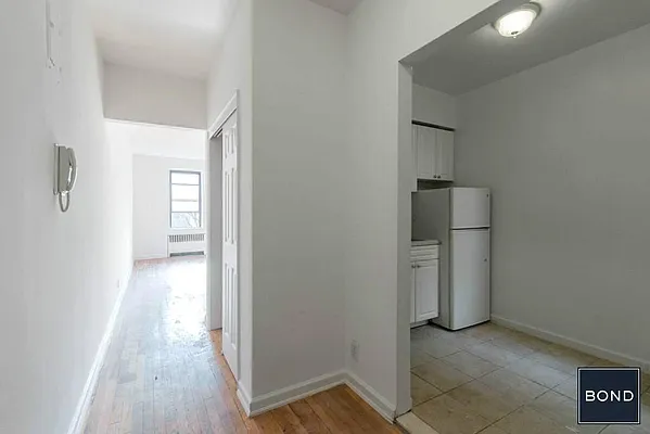 Rented by Bond New York | media 3