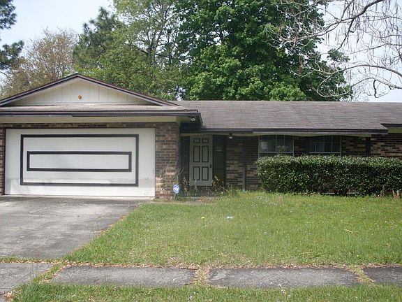3rd image of 6288 Dickens Dr