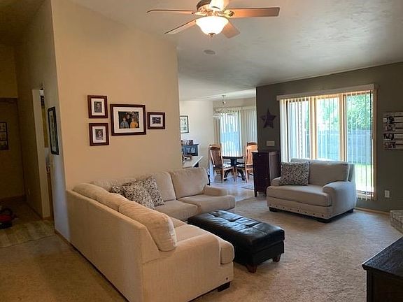 Living Room into dining/kitchen