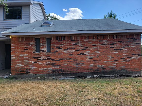 5th image of 745 Meadowcreek Ct