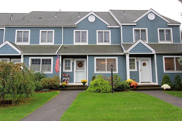1st image of 2204 Dunhill Dr