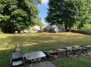 12 Gosselin Ct, West Warwick, RI 02893