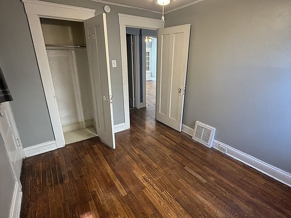 5th image of 1655 Warren Rd