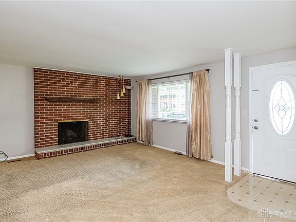 5th image of 1041 Georgian Dr