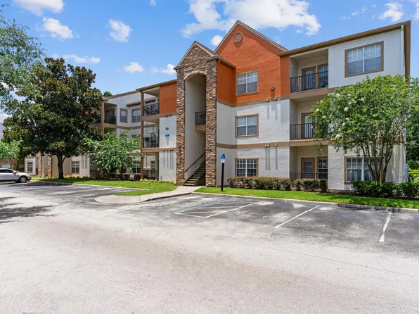 The Monaco at Waterford Lakes