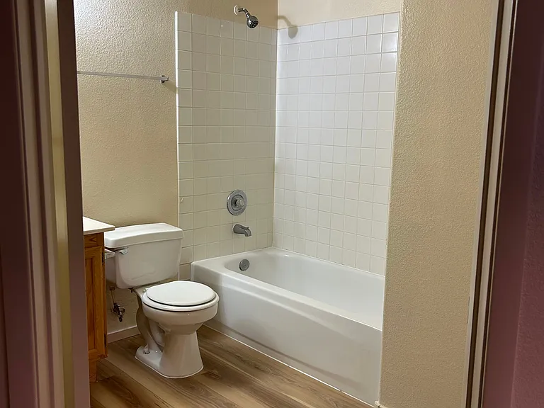 902 Mesquite Springs Dr #101 — Photo 6