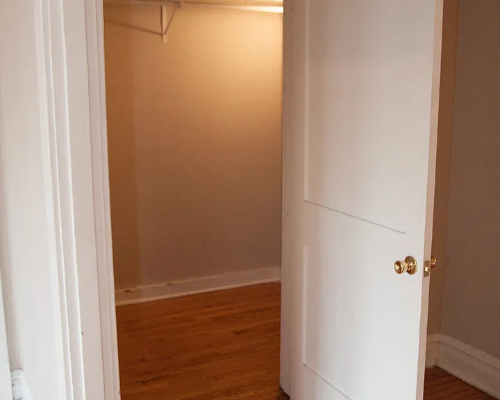 3954 S Grand Blvd — Photo 14