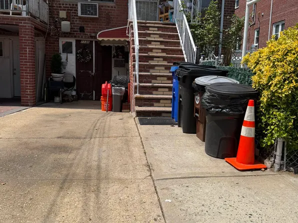 1130 East 100th Street image 1 of 12
