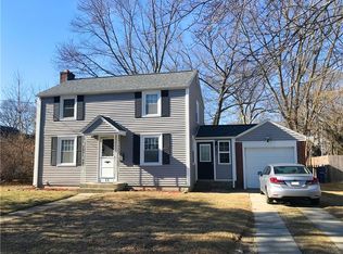 11 Enfield Rd, Warwick, RI 02886
