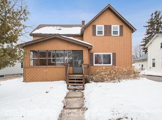 1427 W College Ave, Appleton, WI 54914