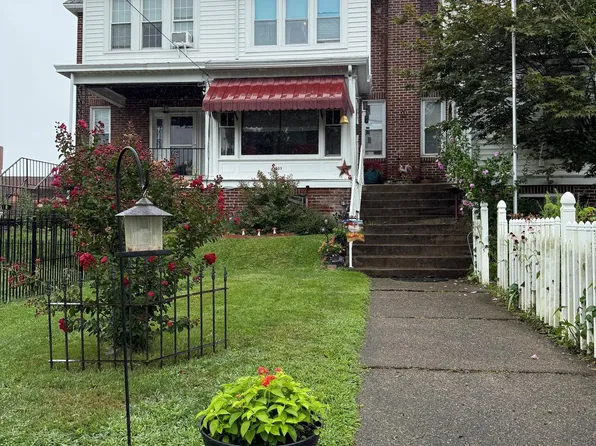 203 S 11th St, Quakertown, PA 18951