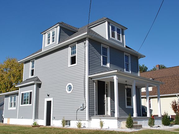 2nd image of 7844 Vernon Ave