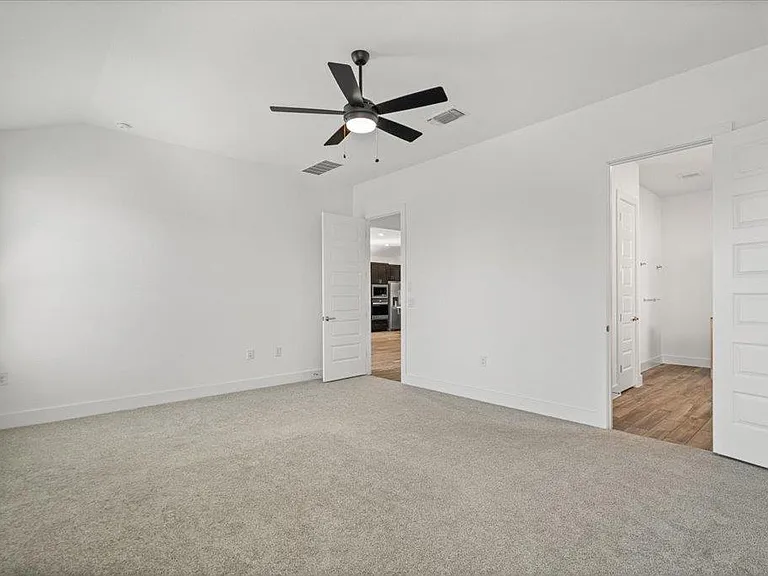 9704 Boathouse Dr — Photo 9