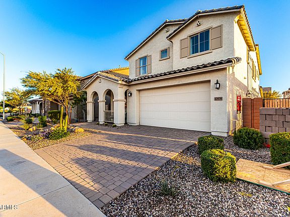 3rd image of 10839 E TAHOE Avenue