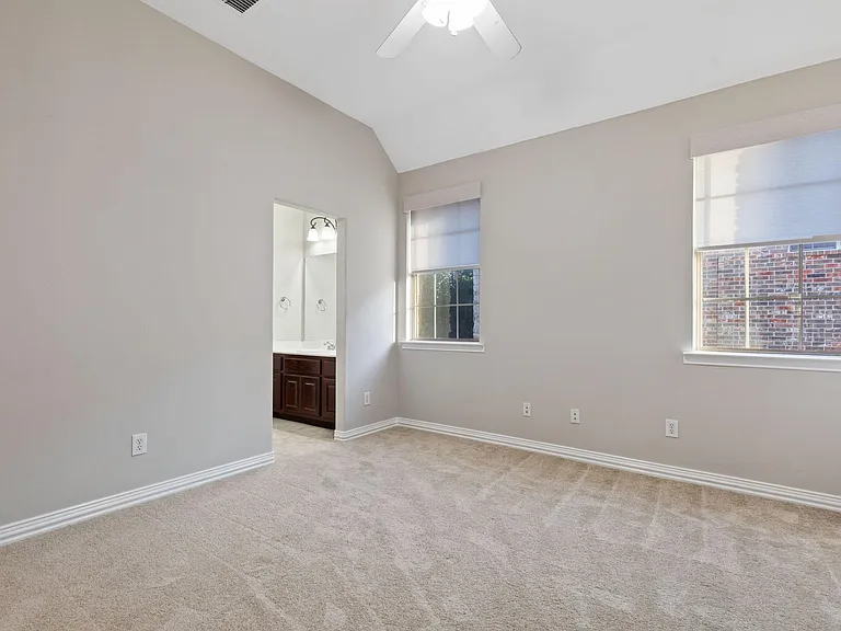 10229 Fire Ridge Dr — Photo 39