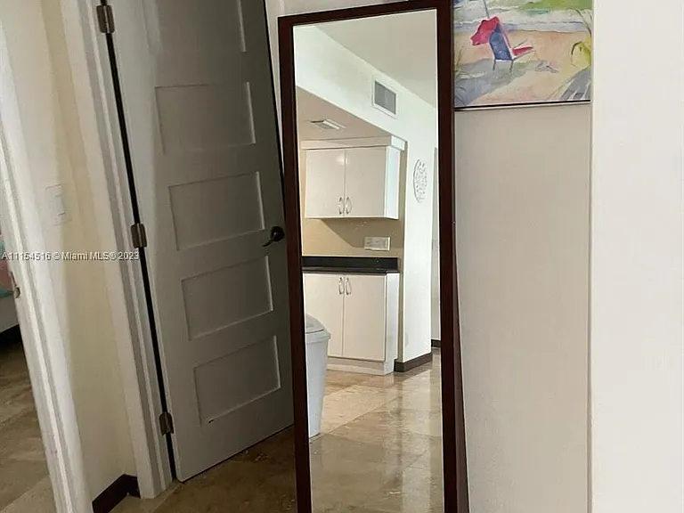 3725 S Ocean Dr #301 — Photo 10