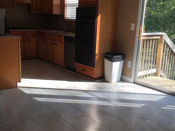 Kitchen / Diningroom