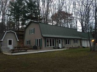 824 Maplewood Ct, Kingsford, MI 49802