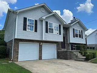 407 Bertha Way — Photo 33