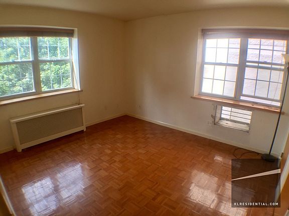2nd image of 2556 12th St