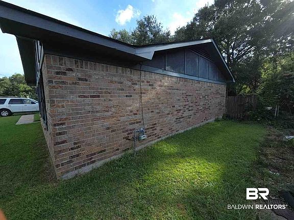 2nd image of 5120 Celtic Dr W