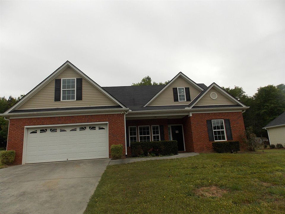 1st image of 75 Green Valley Dr