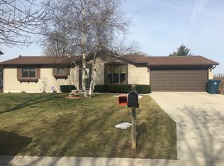 20 Roberts Ct, Fond Du Lac, WI 54935