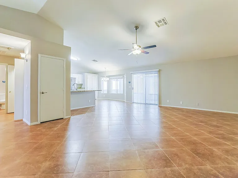 2047 E Brooks St — Photo 3