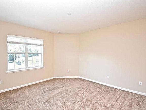 4th image of 213 Cantabria Way Floor 209
