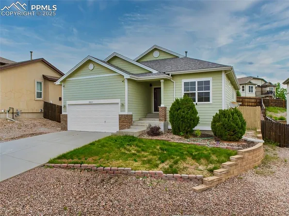 5211 Ferrari Dr, Colorado Springs, CO 80922