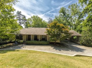 2723 Smyer Rd, Vestavia Hills, AL 35216