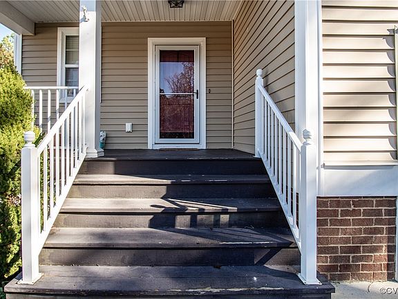 3rd image of 8781 Lake Jordan Ln
