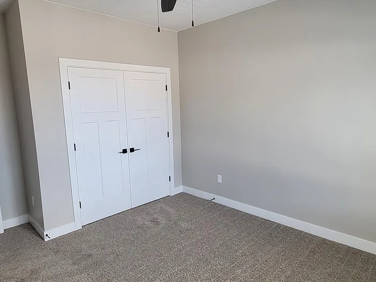 2875 Cody Dr #4 — Photo 8