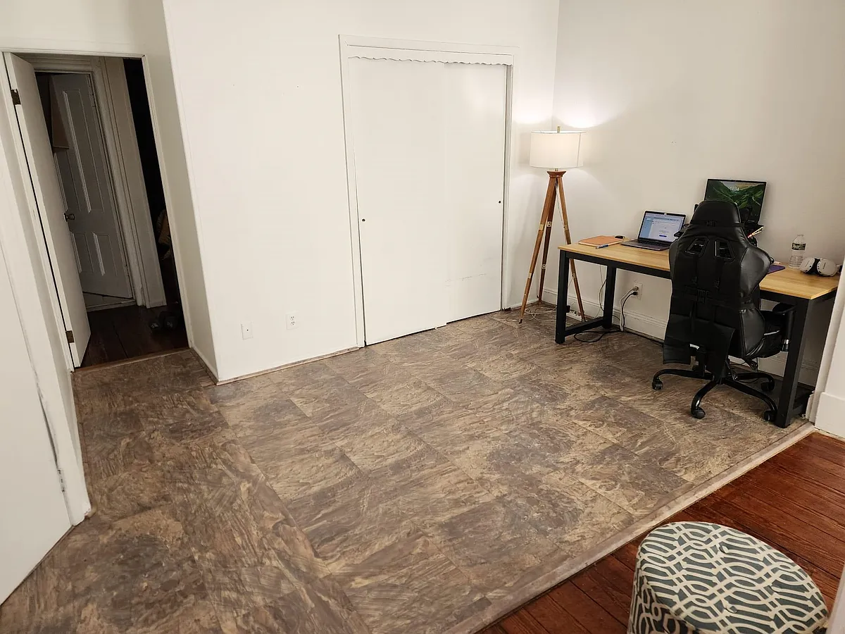 Building Photo - 337 Pavonia Ave #2