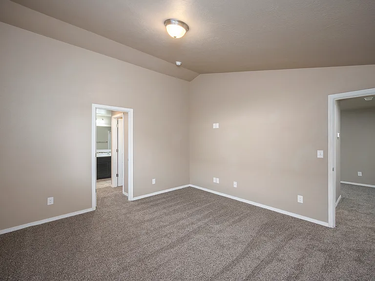 629 S Lakeland Dr — Photo 26
