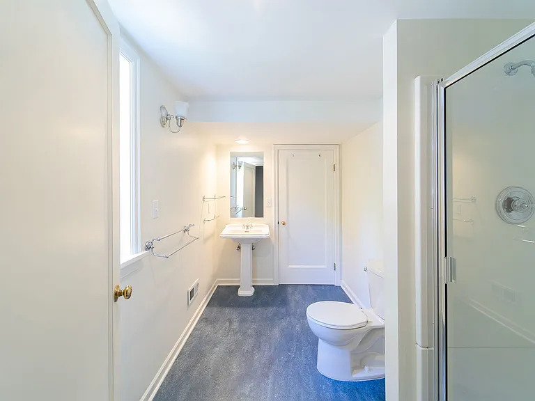 2840 SW Fern St — Photo 32