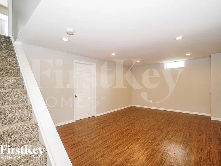 5947 Heritage Farms Dr — Photo 9