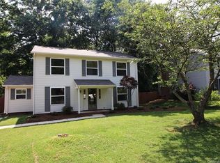 6620 Rollingridge Dr, Charlotte, NC 28211