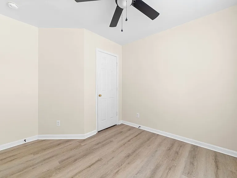 5403 Peachwood Dr — Photo 21