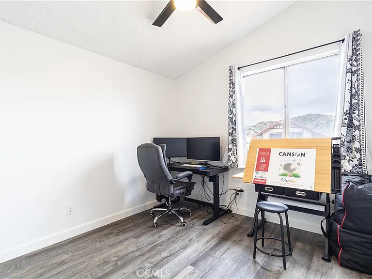 4511 Feather River Rd — Photo 10