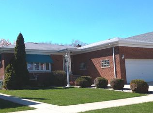 9624 S Muskegon Ave, Chicago, IL 60617