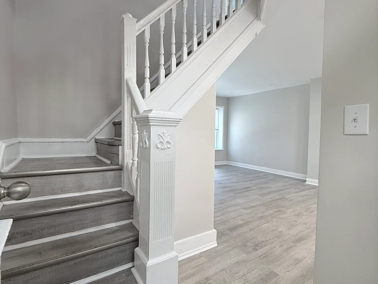 4 bed, 1180 sqft, $1,800 — Photo 2