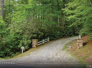 616 Found Forest Rd, Cashiers, NC 28717