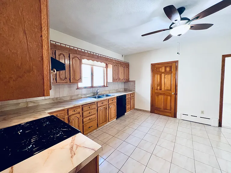 34 Medford St #34 — Photo 25