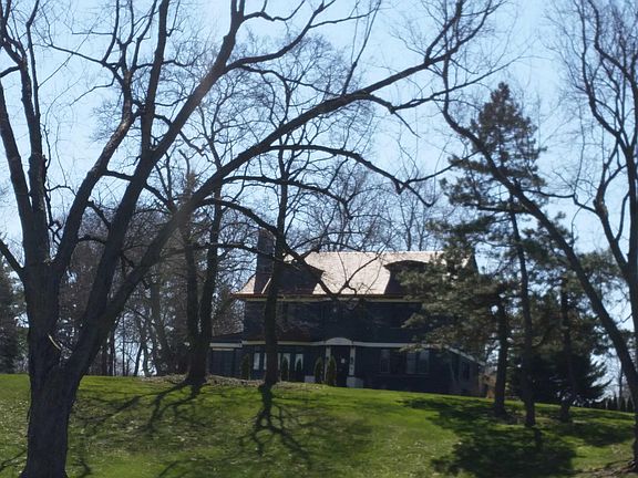 2nd image of 2530 Leonard St NW