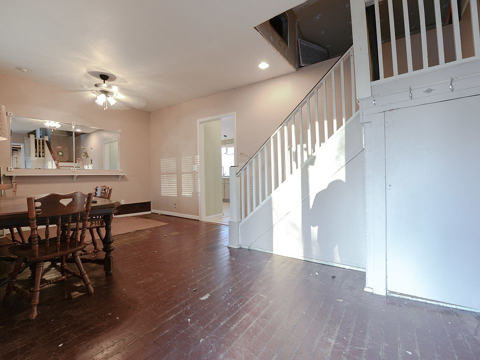 109 N Van Horn St, Braceville, IL 60407 Zillow